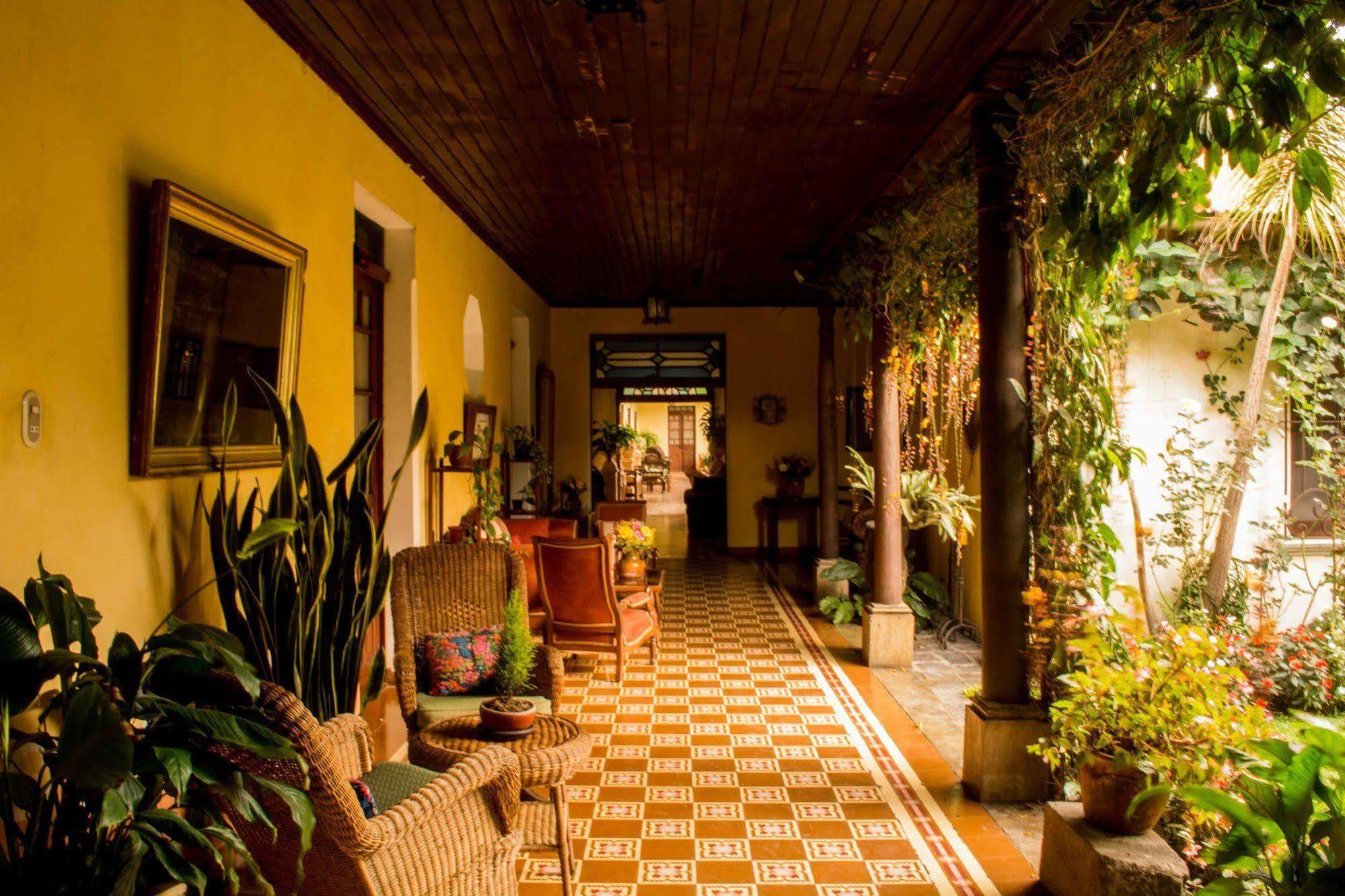 Hotel Aurora Antigua Zewnętrze zdjęcie